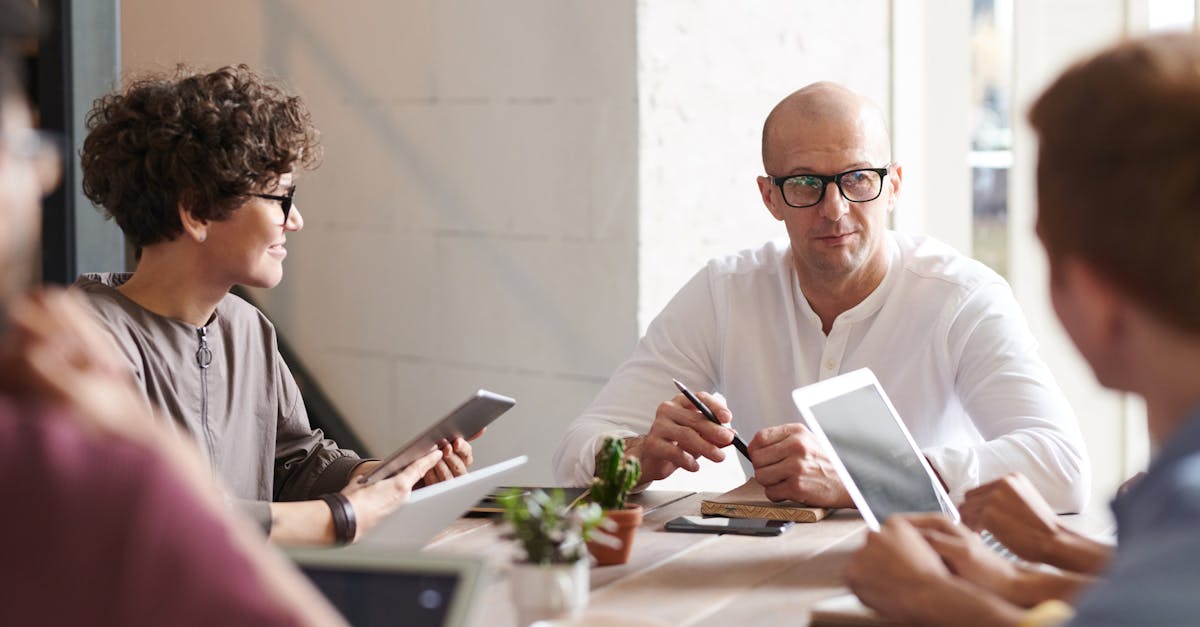 erleben sie die vorteile der gruppenarbeit! unser leitfaden bietet tipps zur effektiven zusammenarbeit, fördert kreative ideen und verbessert die teamdynamik. ideal für studierende und berufstätige, die in gruppen erfolgreich arbeiten möchten.