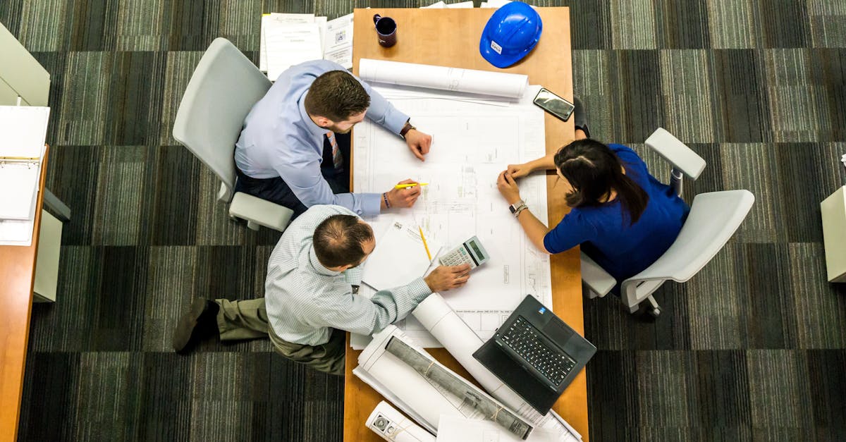 entdecken sie die vorteile der gruppenarbeit! erfahren sie, wie effektives teamwork die kreativität fördert, die kommunikation verbessert und innovative lösungen schafft. lassen sie uns gemeinsam herausfinden, wie gruppenarbeit in ihrer organisation erfolgreich umgesetzt werden kann.